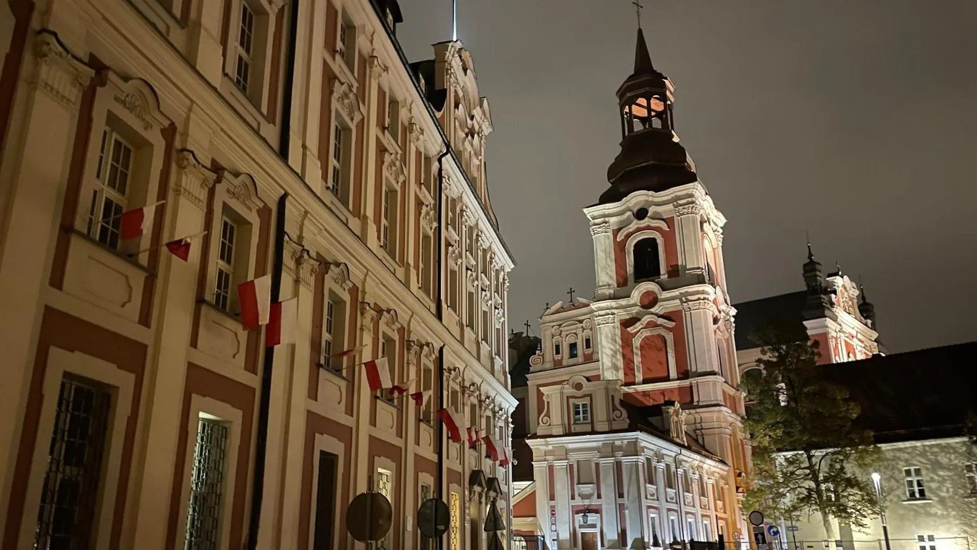 Hostel Koziolki Old Town Rooms Poznan Poland